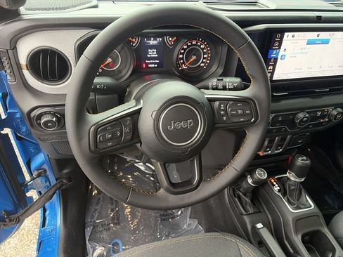 Used 2024 Jeep Wrangler Sport AWD/4WD image 14