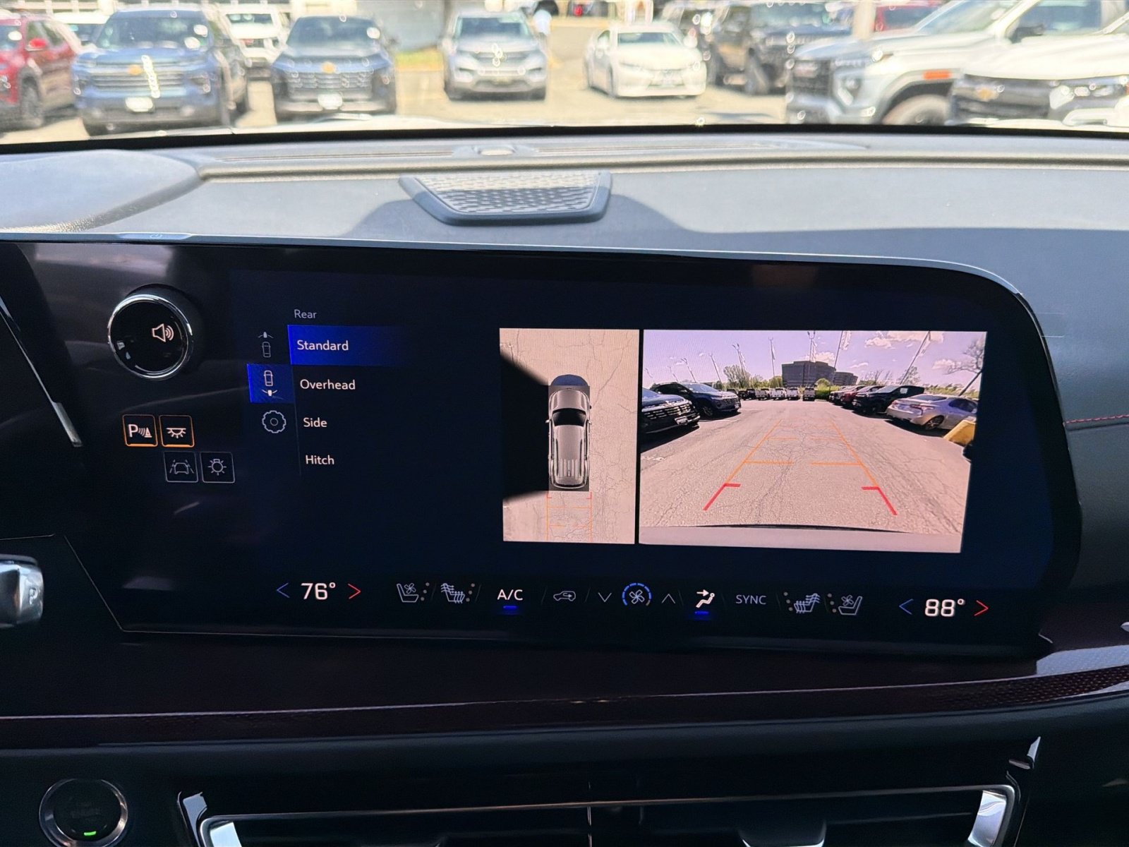 New 2026 Chevrolet Traverse RS AWD/4WD image 19