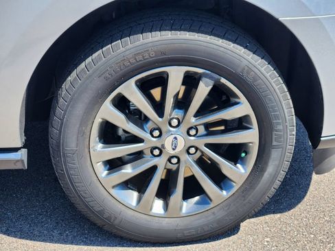 Used 2019 Ford Expedition Limited AWD/4WD image 14