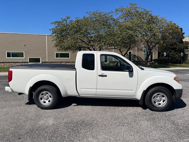 Used 2017 Nissan Frontier S w/ S Work Truck Package RWD image 2
