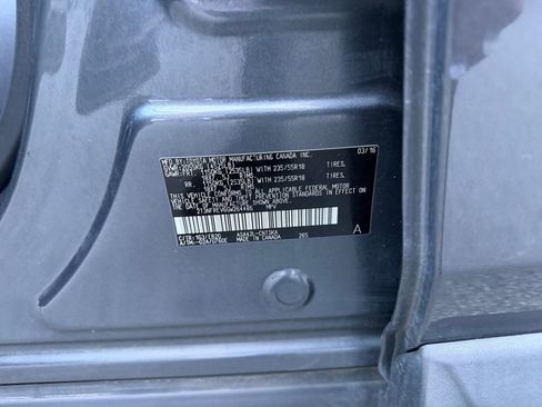 Used 2016 Toyota RAV4 SE image 15