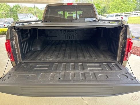 Used 2017 Ford F150 Lariat AWD/4WD image 33