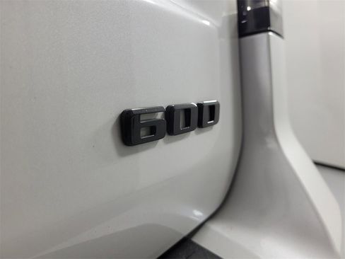 Certified 2023 Cadillac Escalade Sport Platinum w/ LPO, ONYX Package image 5