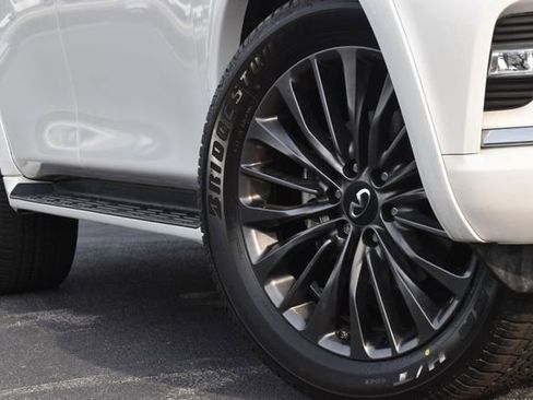 Certified 2023 INFINITI QX80 Sensory w/ All-Season Package AWD/4WD image 14