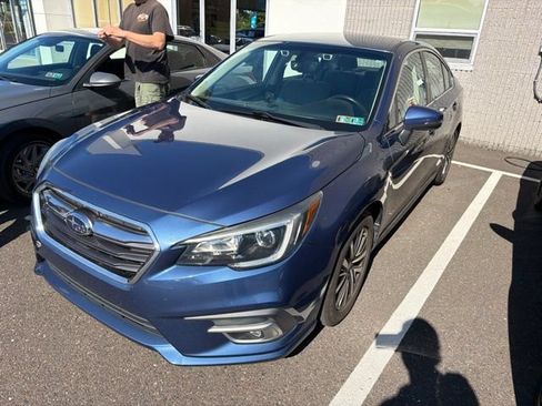 Used 2019 Subaru Legacy 2.5i Premium AWD/4WD image 2