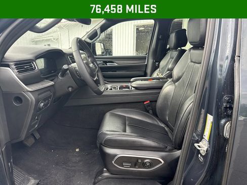 Used 2024 Jeep Wagoneer Series II AWD/4WD image 4