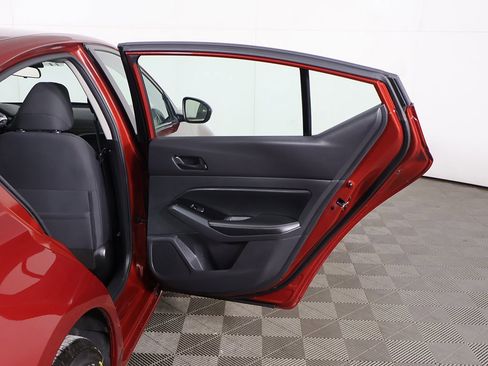 Used 2023 Nissan Altima 2.5 SV image 18