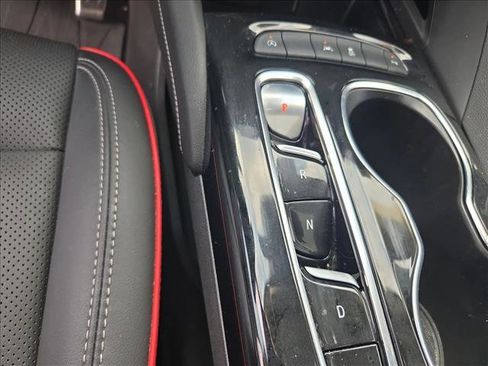 Used 2023 Buick Envision Essence w/ Sport Touring Package FWD image 12