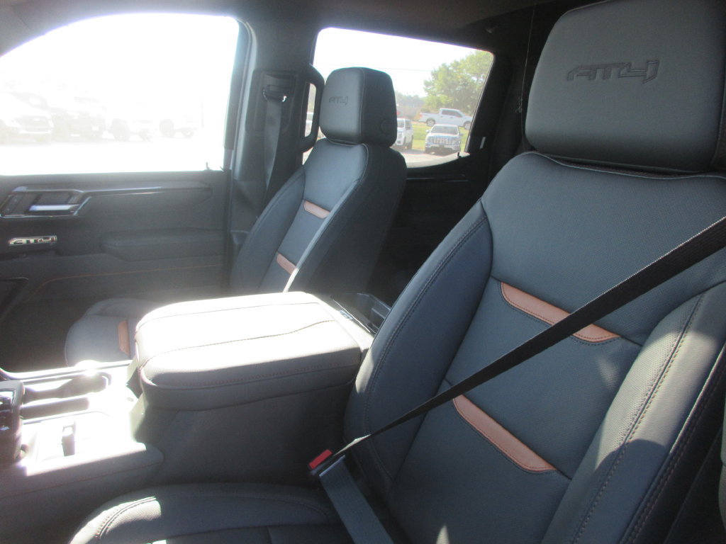 New 2026 GMC Sierra 1500 AT4 w/ AT4 Premium Package AWD/4WD image 13