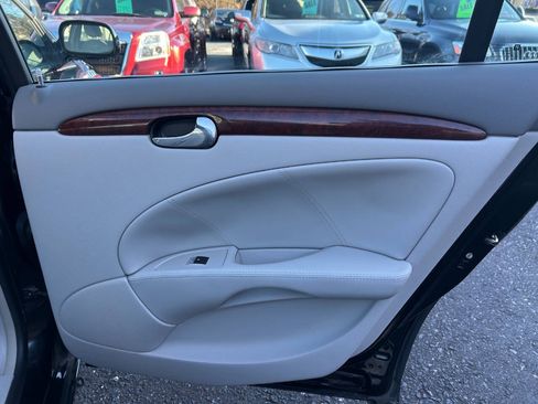 Used 2009 Buick Lucerne CX FWD image 27