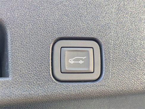 New 2026 Chevrolet Traverse LT image 30