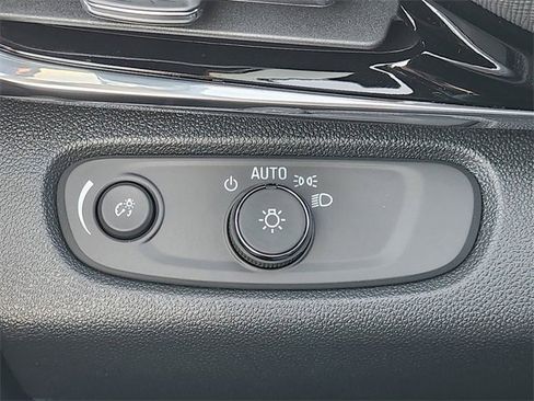 New 2026 Buick Envista Sport Touring w/ Convenience I Package image 18