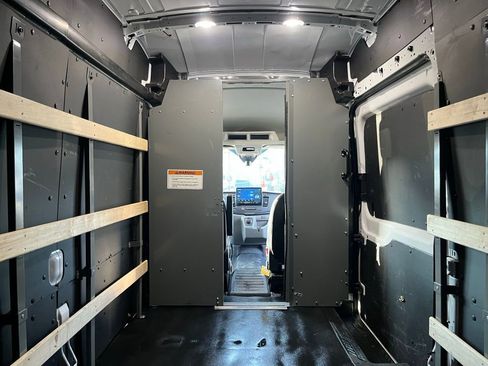 Used 2022 Ford E-Transit 148 High Roof w/ Load Area Protection Package image 14