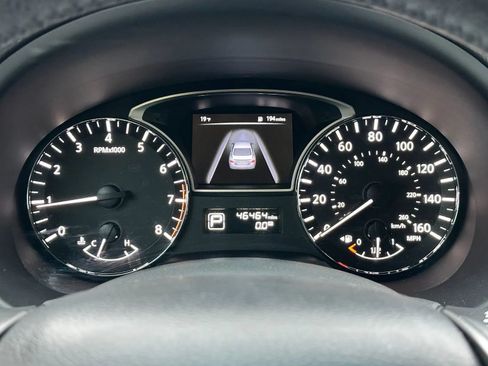Used 2015 Nissan Altima 2.5 SV FWD image 11