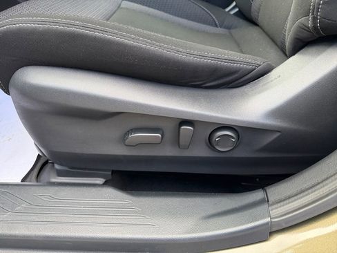 Used 2020 Subaru Outback Premium image 14