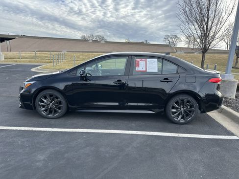 Used 2023 Toyota Corolla SE image 7