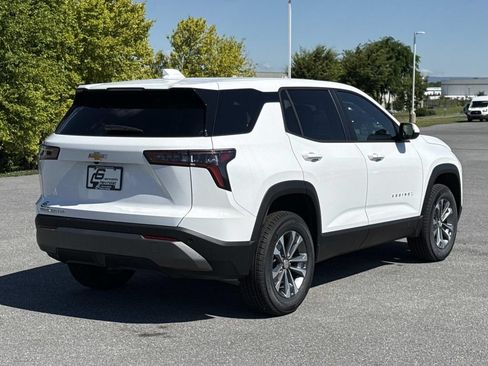New 2026 Chevrolet Equinox LT AWD/4WD image 11