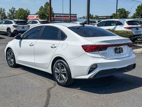Used 2023 Kia Forte LXS FWD image 9