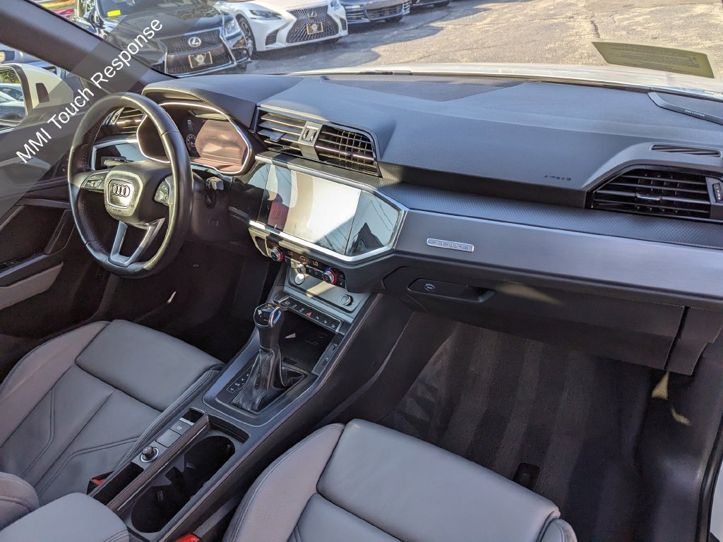 Used 2020 Audi Q3 2.0T Prestige AWD/4WD image 32
