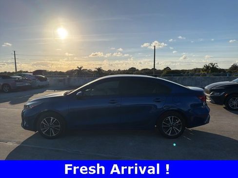 Used 2023 Kia Forte LXS image 25