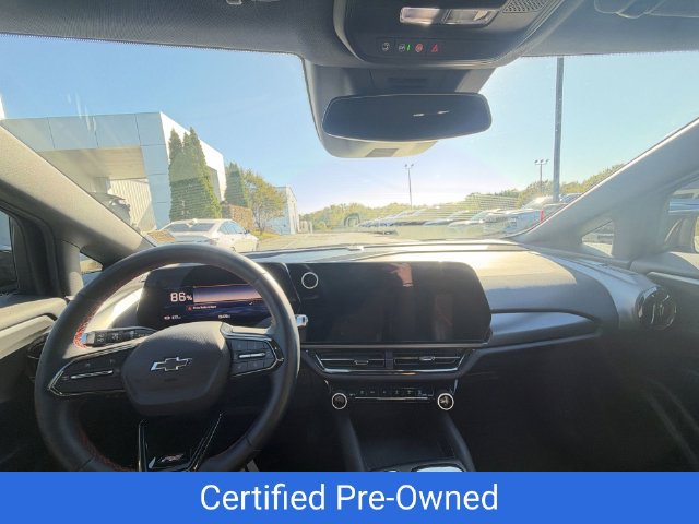 Certified 2024 Chevrolet Equinox EV RS FWD image 10