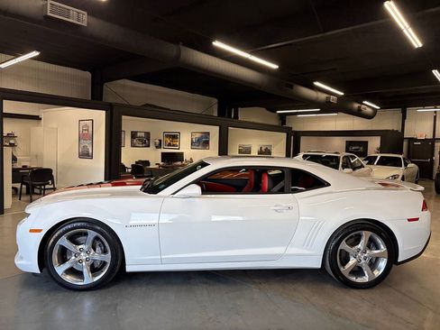 Used 2015 Chevrolet Camaro SS w/ RS Package image 4