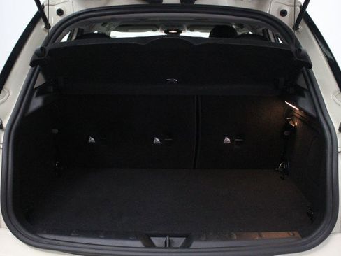 Used 2021 MINI Cooper 4-Door Hardtop w/ Storage Package image 31