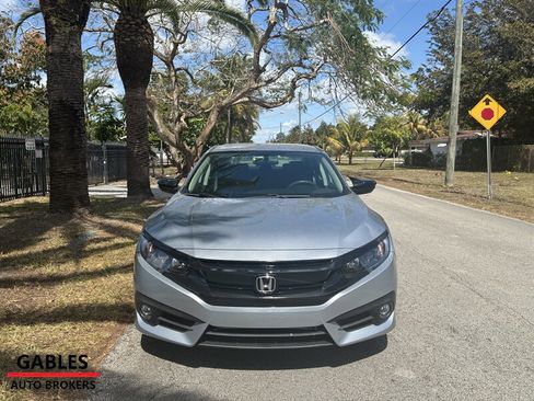 Used 2018 Honda Civic LX image 9