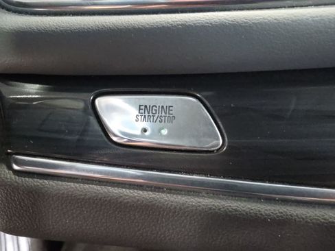 Used 2023 Buick Enclave Essence AWD/4WD image 22