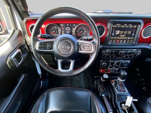 Used 2019 Jeep Wrangler Unlimited Rubicon AWD/4WD image 6