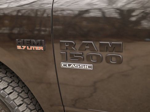 Used 2019 RAM 1500 Big Horn image 39