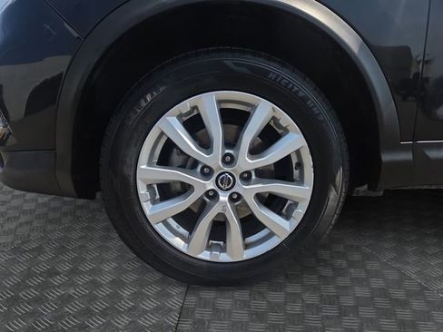 Used 2021 Nissan Rogue Sport S image 33