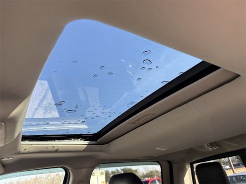 Used 2018 RAM 2500 Laramie w/ Snow Chief Group image 11