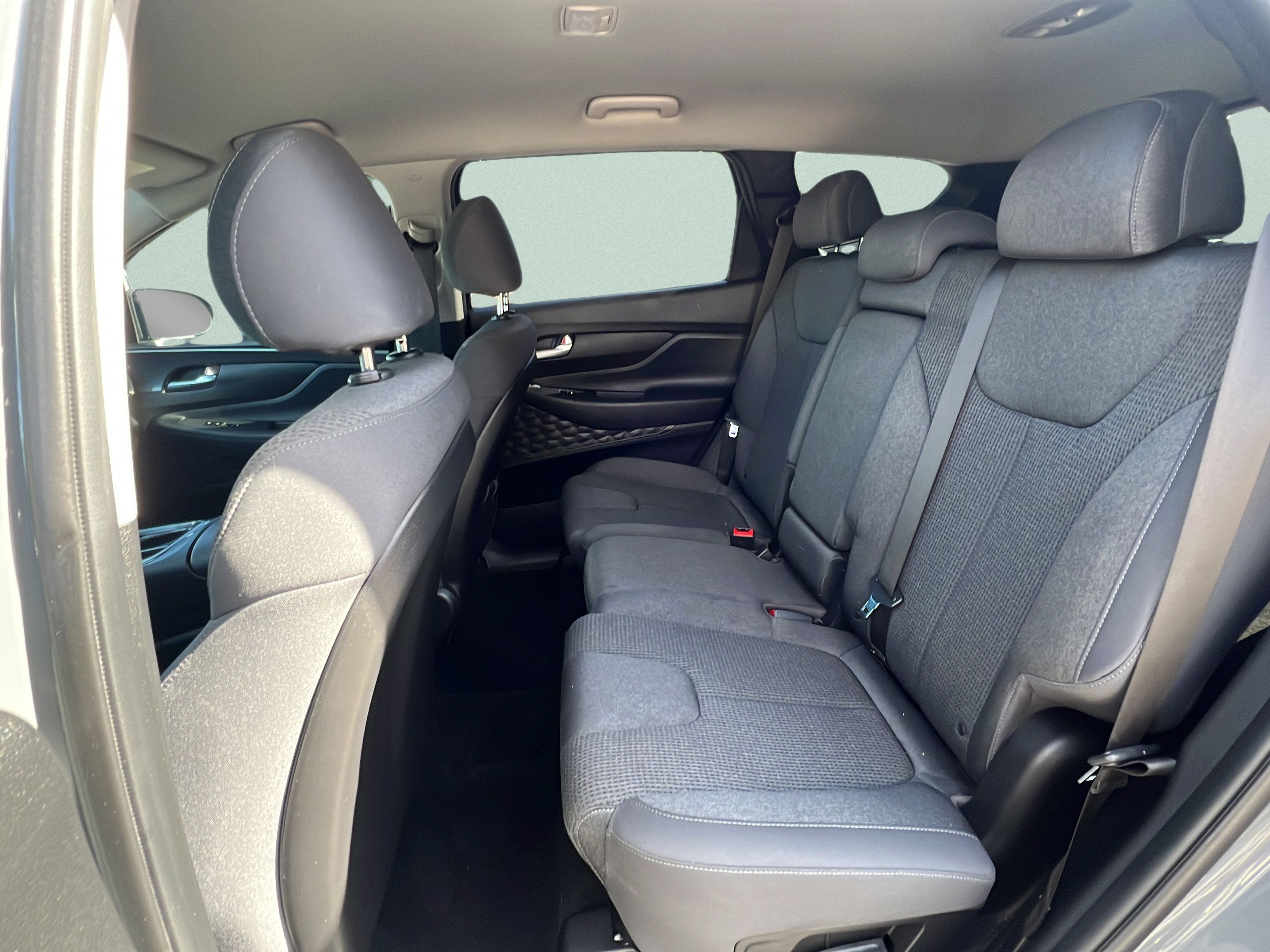 Used 2023 Hyundai Santa Fe SEL AWD/4WD image 10