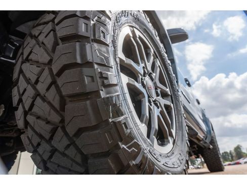 Used 2026 Toyota Tacoma TRD Sport image 9