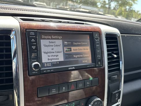 Used 2011 RAM 1500 Laramie AWD/4WD image 15