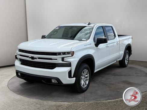 Used 2020 Chevrolet Silverado 1500 RST w/ True North Edition AWD/4WD image 3