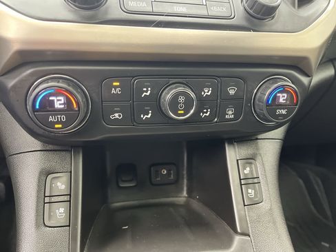 Used 2019 GMC Acadia Denali w/ Technology Package image 24