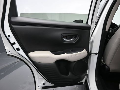 Certified 2026 Honda HR-V LX image 33
