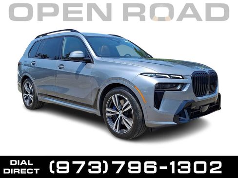 Used 2024 BMW X7 xDrive40i w/ M Sport Package AWD/4WD image 1