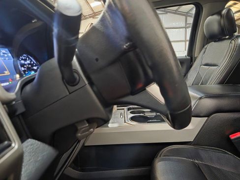 Used 2020 Ford F450 Lariat w/ Lariat Value Package image 43