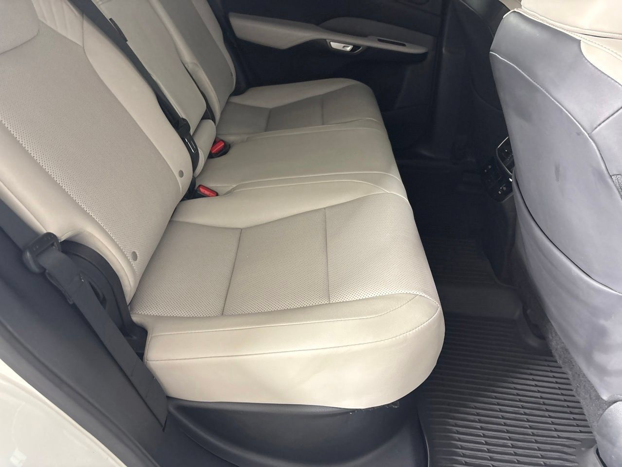 Used 2024 Lexus RX 350 Premium w/ Cold Area Package FWD image 34