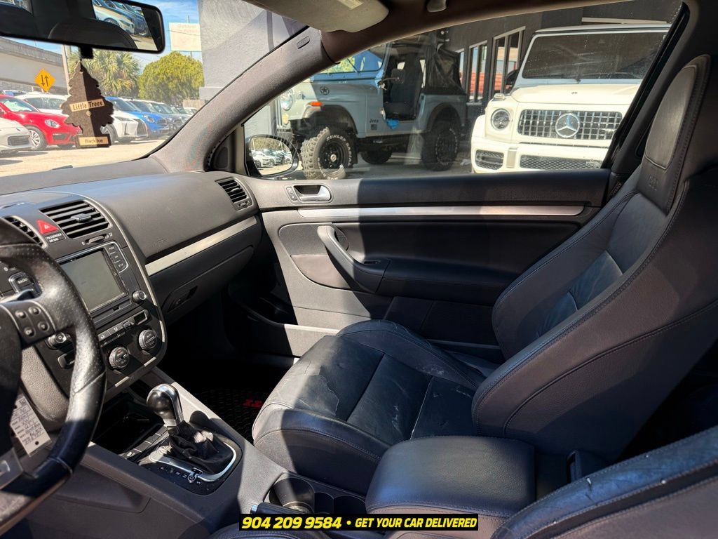 Used 2007 Volkswagen GTI 2-Door FWD image 19