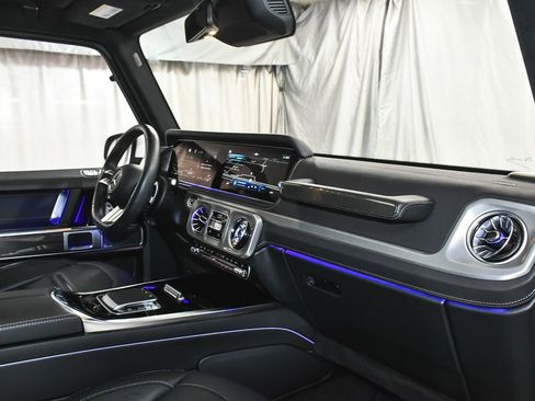 Used 2025 Mercedes-Benz G 550 image 66