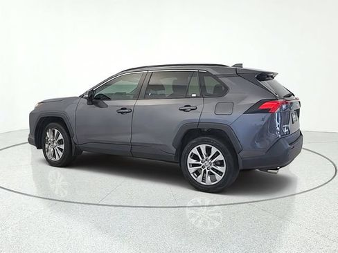 Used 2022 Toyota RAV4 XLE Premium AWD/4WD image 3
