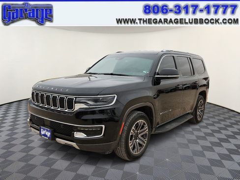 Used 2022 Jeep Wagoneer Series III AWD/4WD image 1