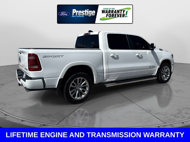 Used 2022 RAM 1500 Laramie w/ Sport Appearance Package AWD/4WD image 4