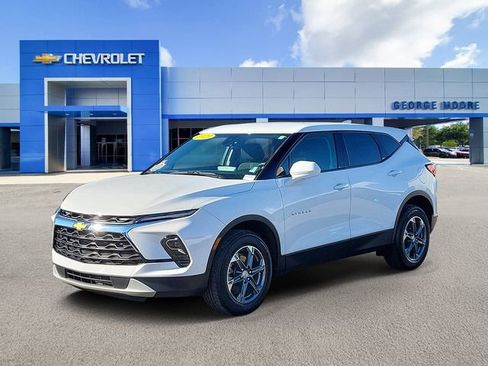 Certified 2023 Chevrolet Blazer LT image 2