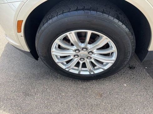 Used 2017 Cadillac XT5 FWD w/ LPO, Wheel Lock Package image 45