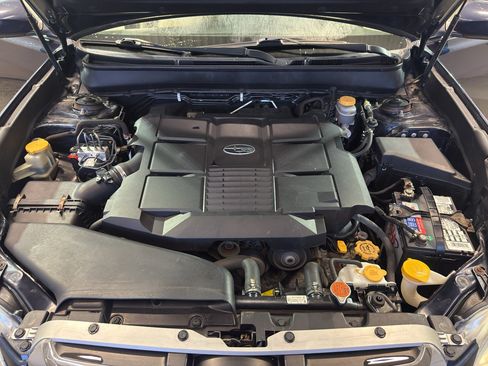 Used 2014 Subaru Outback 3.6R Limited AWD/4WD image 30